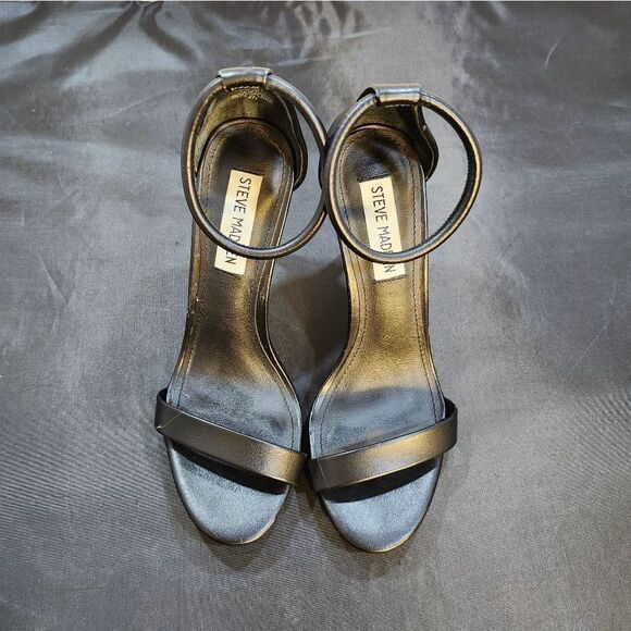 STEVE MADDEN ALMOND TOE ANKLE STRAP SANDAL - Picture 3 of 15